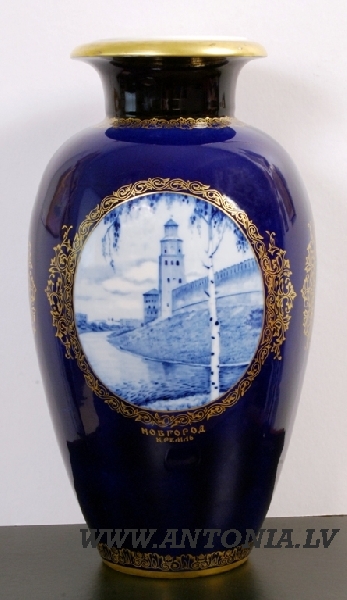 285. Колонистов