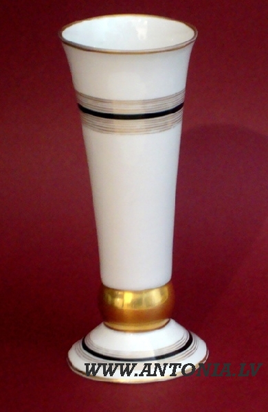 154. Vase