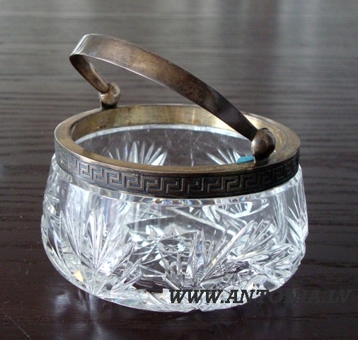 1. Kristāla cukurtrauks