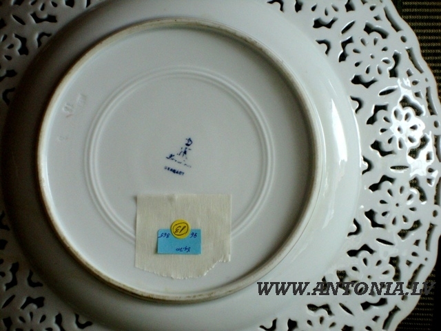 Painted plate