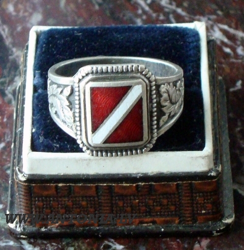 Кольцо с флагом Латвий