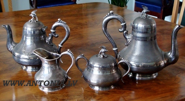 Набор сервиза из 4 предметов