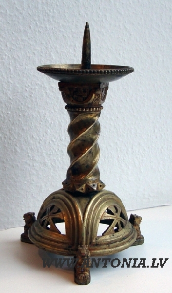 Neo baroque candlestick