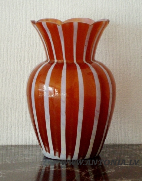 Ваза из стекла