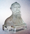 Стеклянная фигура