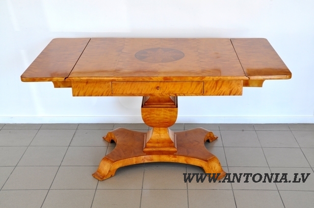 Комплект. Стол и 6 стульев