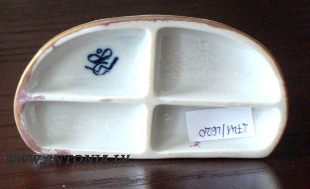 Фарфоровая фигура. Пара