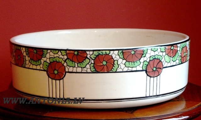 Art Deco vessel