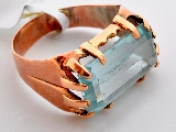 Ring with aquamarine