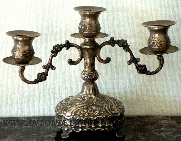 Svečturis ar rozēm