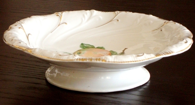 Augļu trauks. Āboli