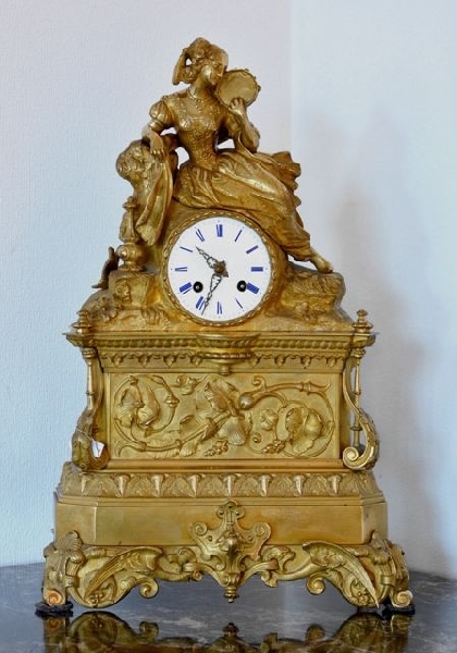 Каминные часы