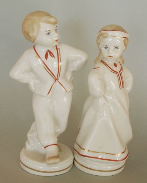 Tautudēls ar tautumeitu (pelēks, sarkans)