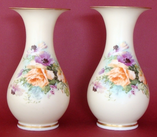 Вазы. Букет цветов - пара