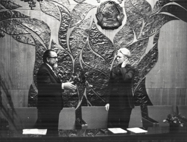 Вия Артмане