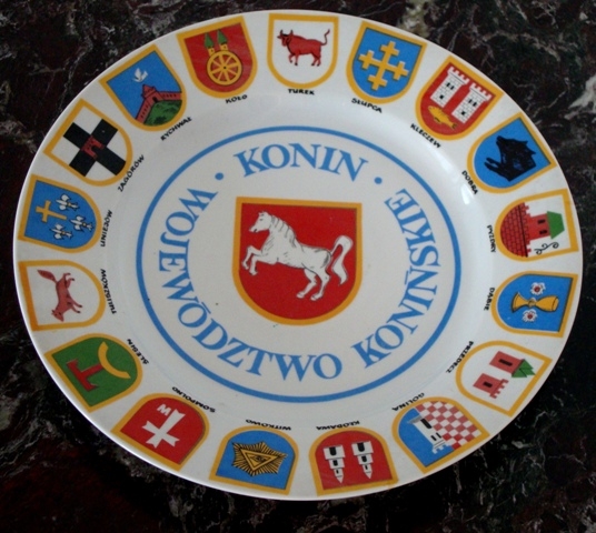 Тарелка с гербами Польши