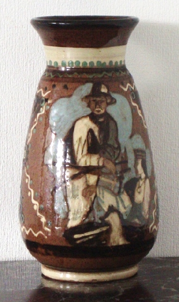 Ваза. Сельские сцены жизни. По словам Р. Сута мета