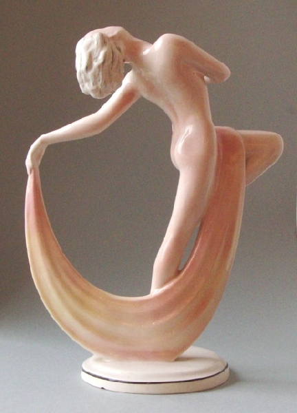 Deja ar zīda lakatu